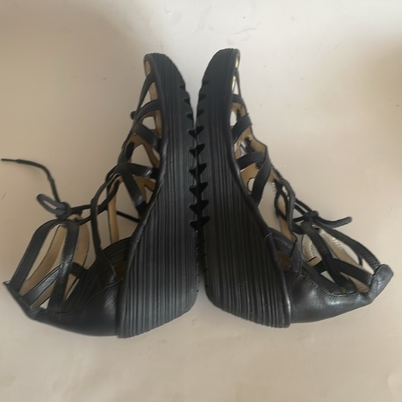 Fly London Yuke Black Wedge Strappy Lace-up Sandals Shoes size 40 EU - Picture 6 of 10